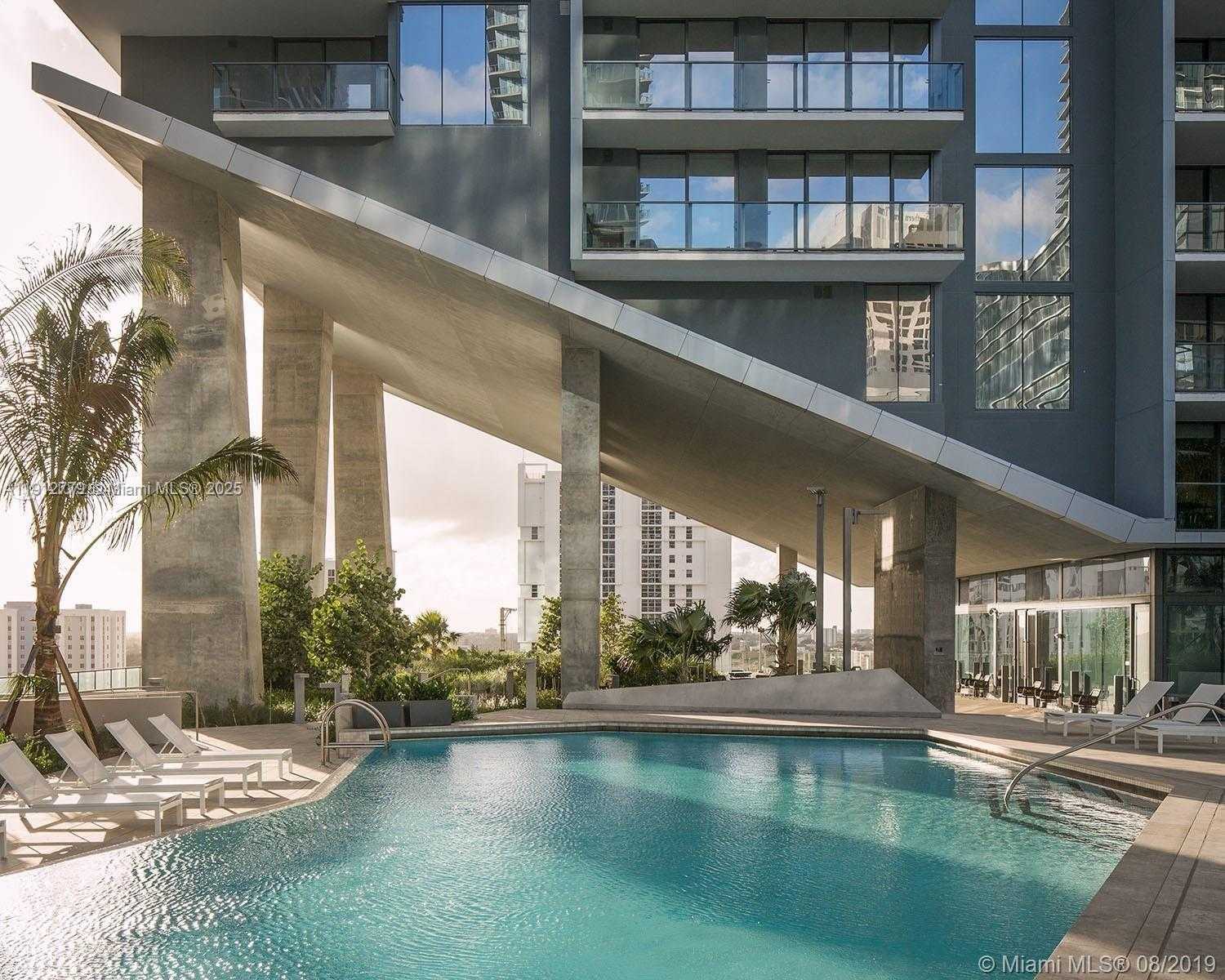 Small Image of 68 SOUTH EAST 6TH ST #3806, Miami Number 24