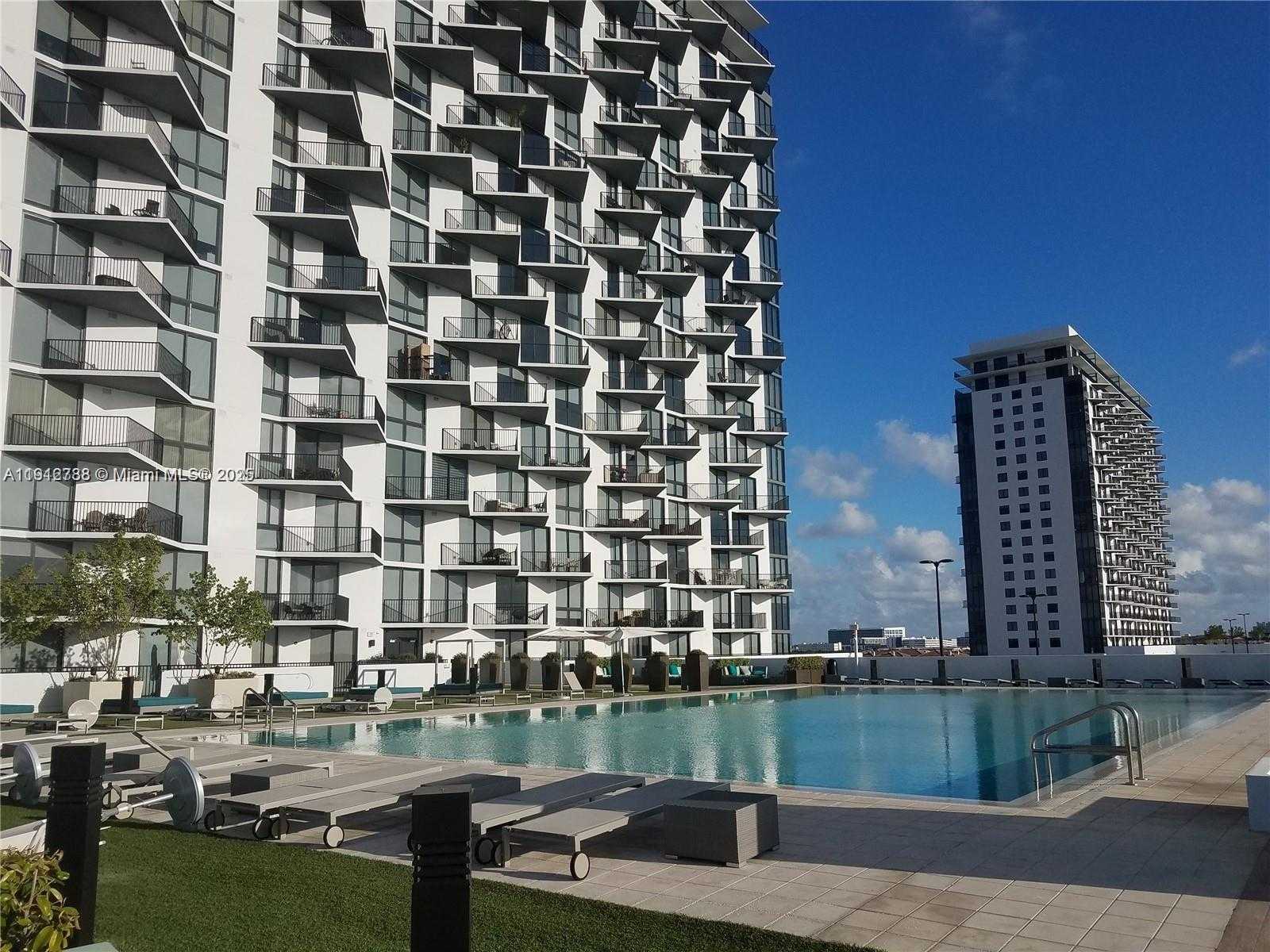Small Image of 5300 PASEO BLVD #912, Doral Number 12
