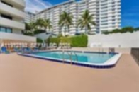 Small Image of 1621 COLLINS AVE #405, Miami Beach Number 28