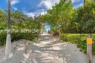Small Image of 1621 COLLINS AVE #405, Miami Beach Number 40