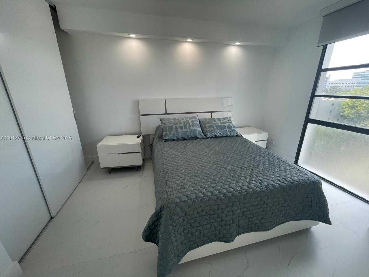 Small Image of 20400 WEST COUNTRY CLUB DR #615, Aventura Number 2