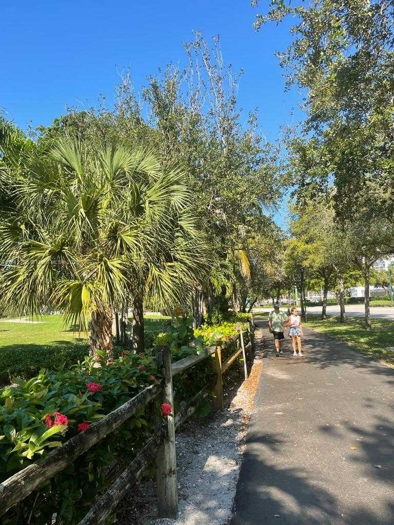Small Image of 20400 WEST COUNTRY CLUB DR #615, Aventura Number 9