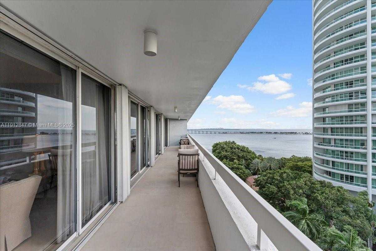 Small Image of 1627 BRICKELL AVE #1401, Miami Number 22