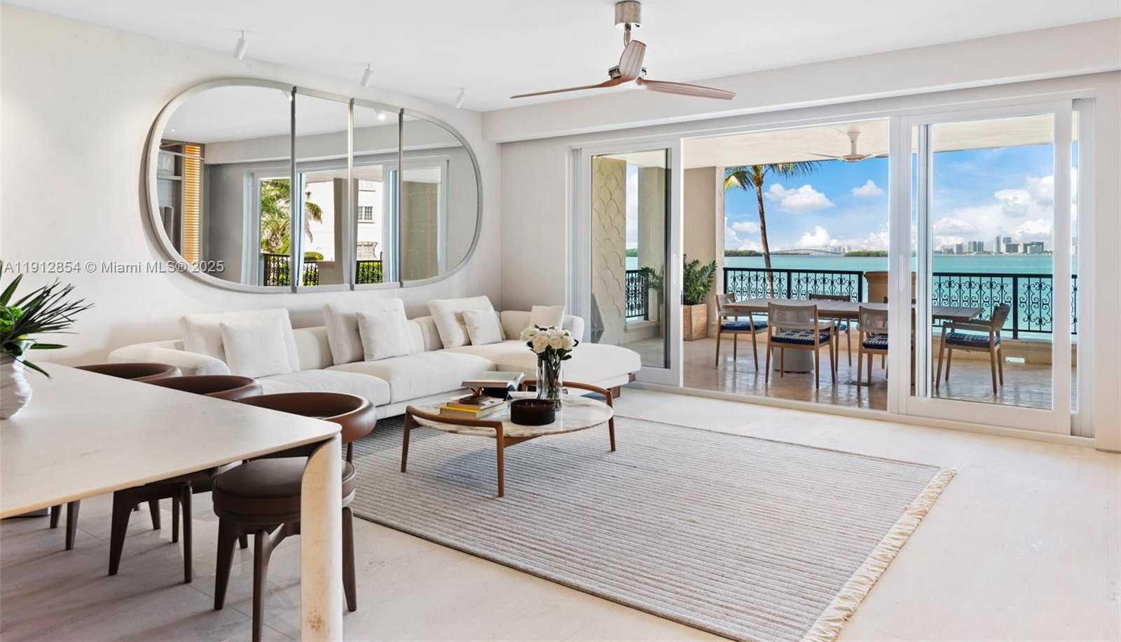 Small Image of 4922 FISHER ISLAND DR #4922, Miami Beach Number 13