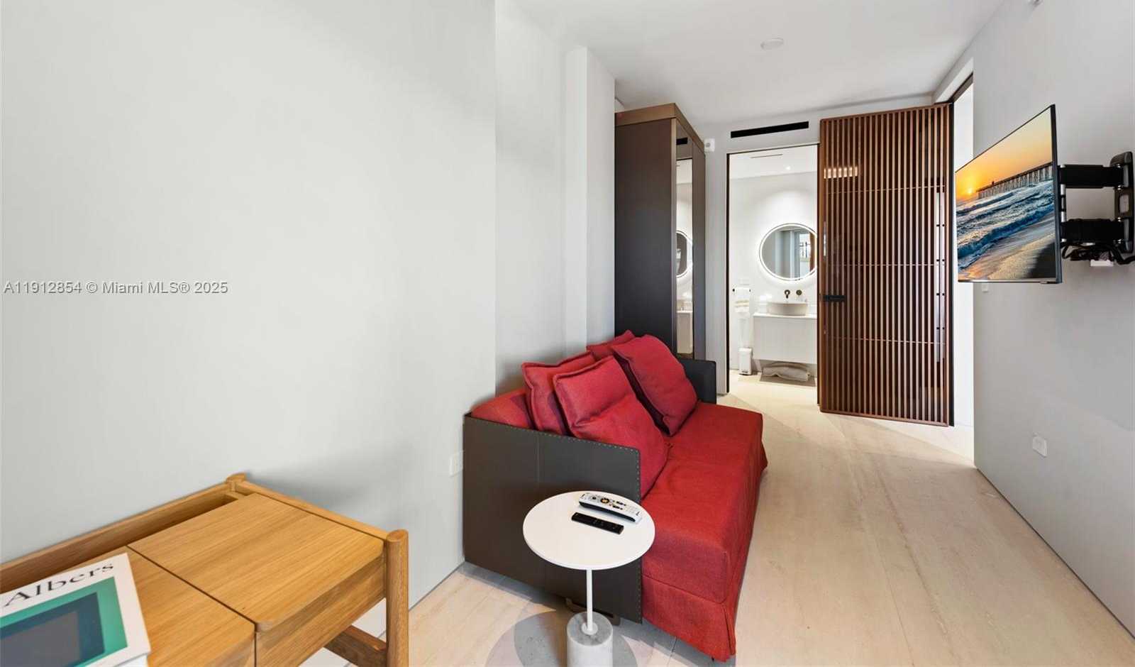 Small Image of 4922 FISHER ISLAND DR #4922, Miami Beach Number 29