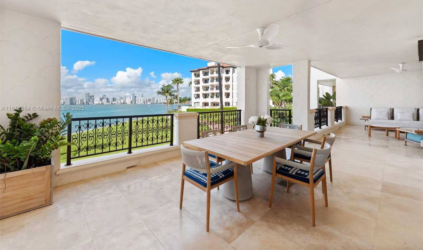 Small Image of 4922 FISHER ISLAND DR #4922, Miami Beach Number 33