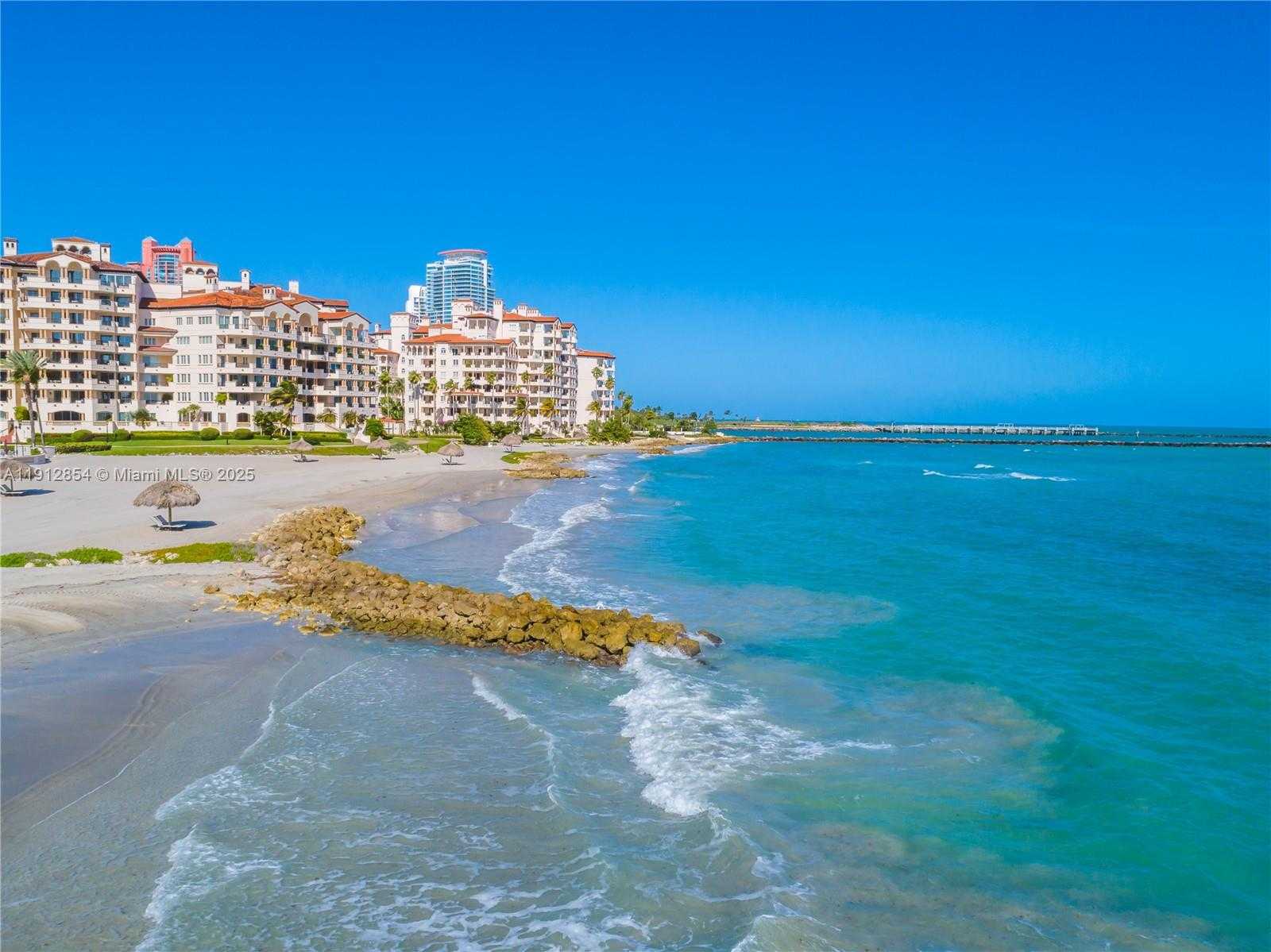 Small Image of 4922 FISHER ISLAND DR #4922, Miami Beach Number 44