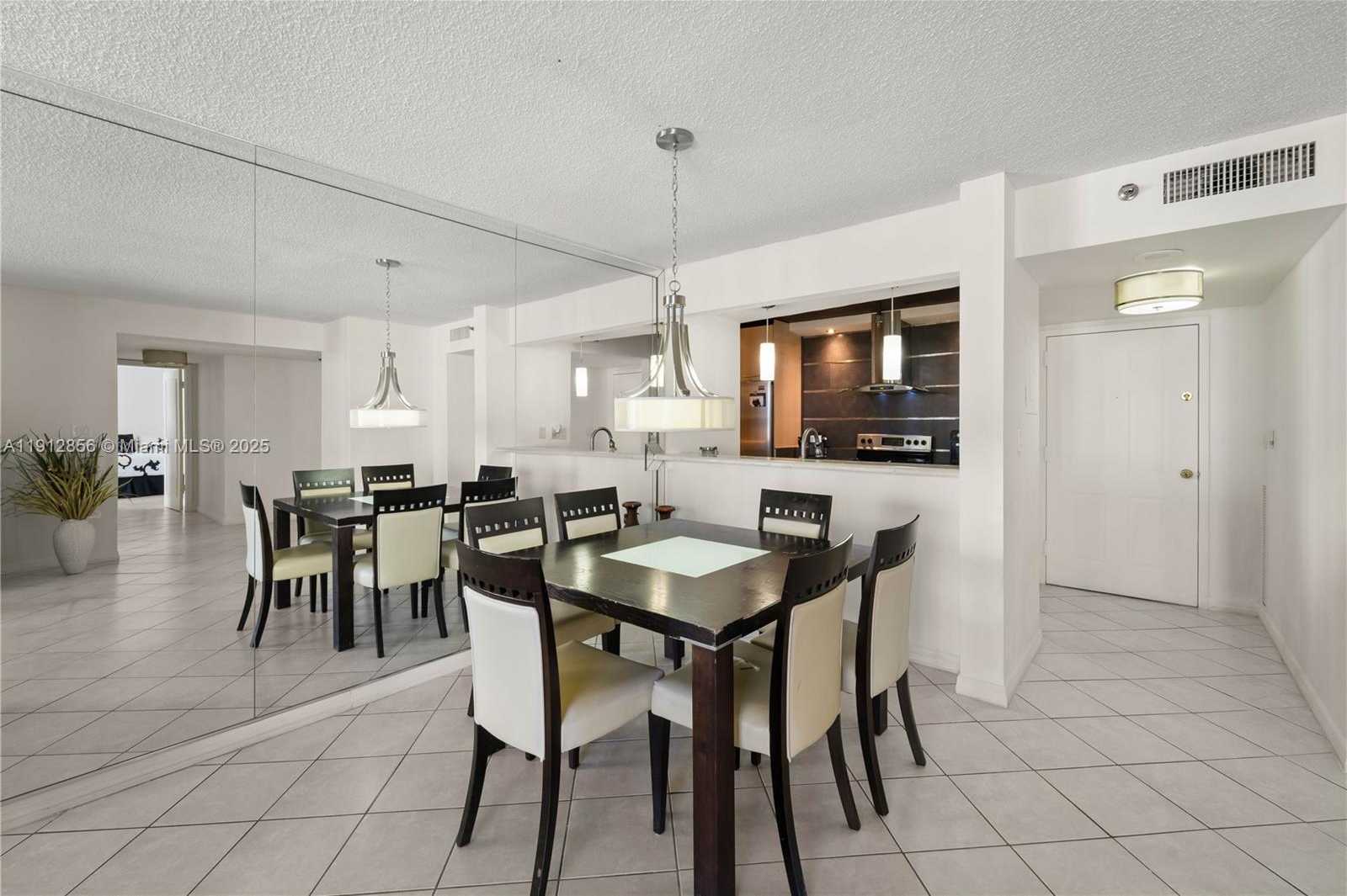 Small Image of 540 BRICKELL KEY DR #1406, Miami Number 10