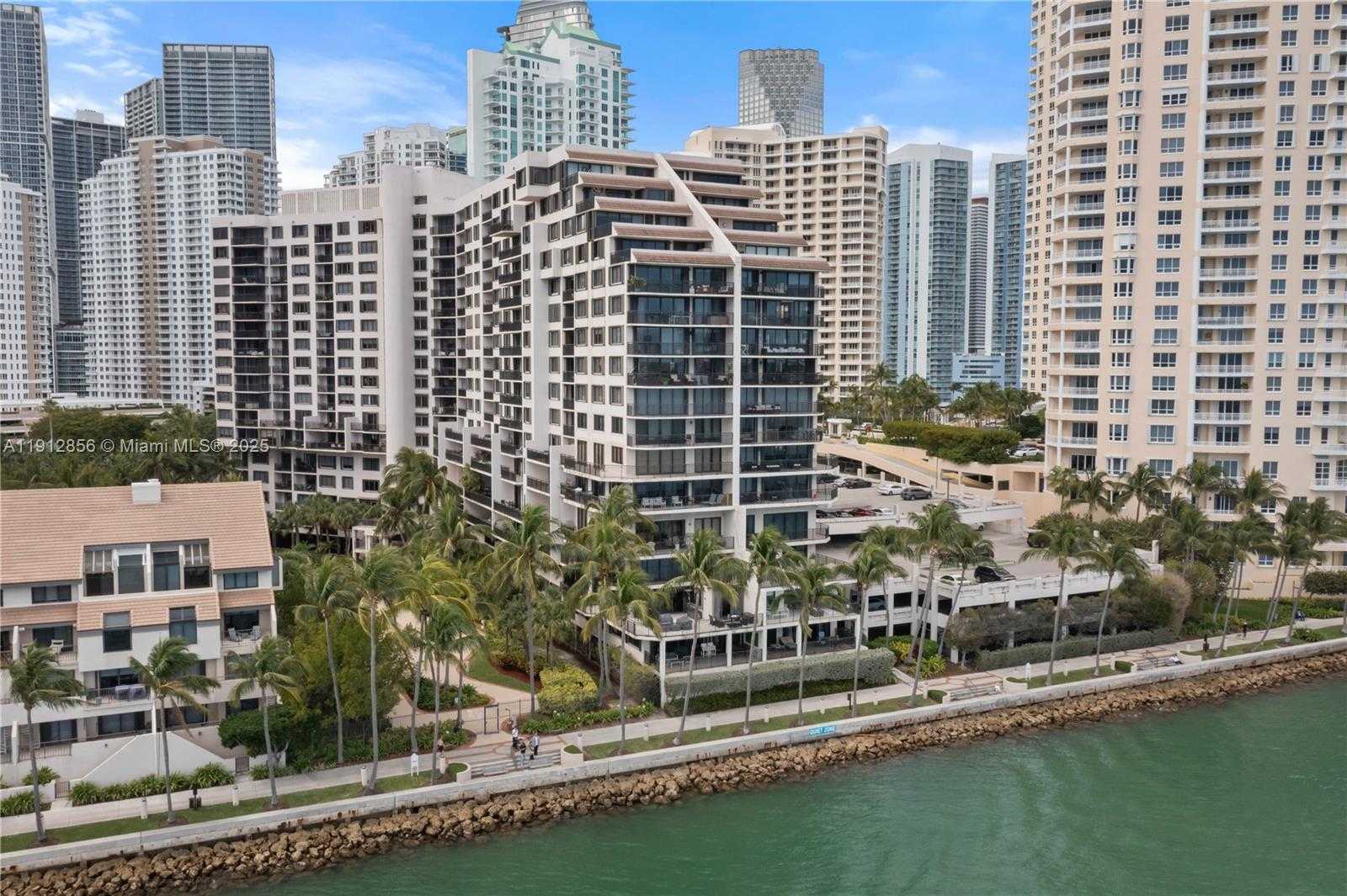 Small Image of 540 BRICKELL KEY DR #1406, Miami Number 2