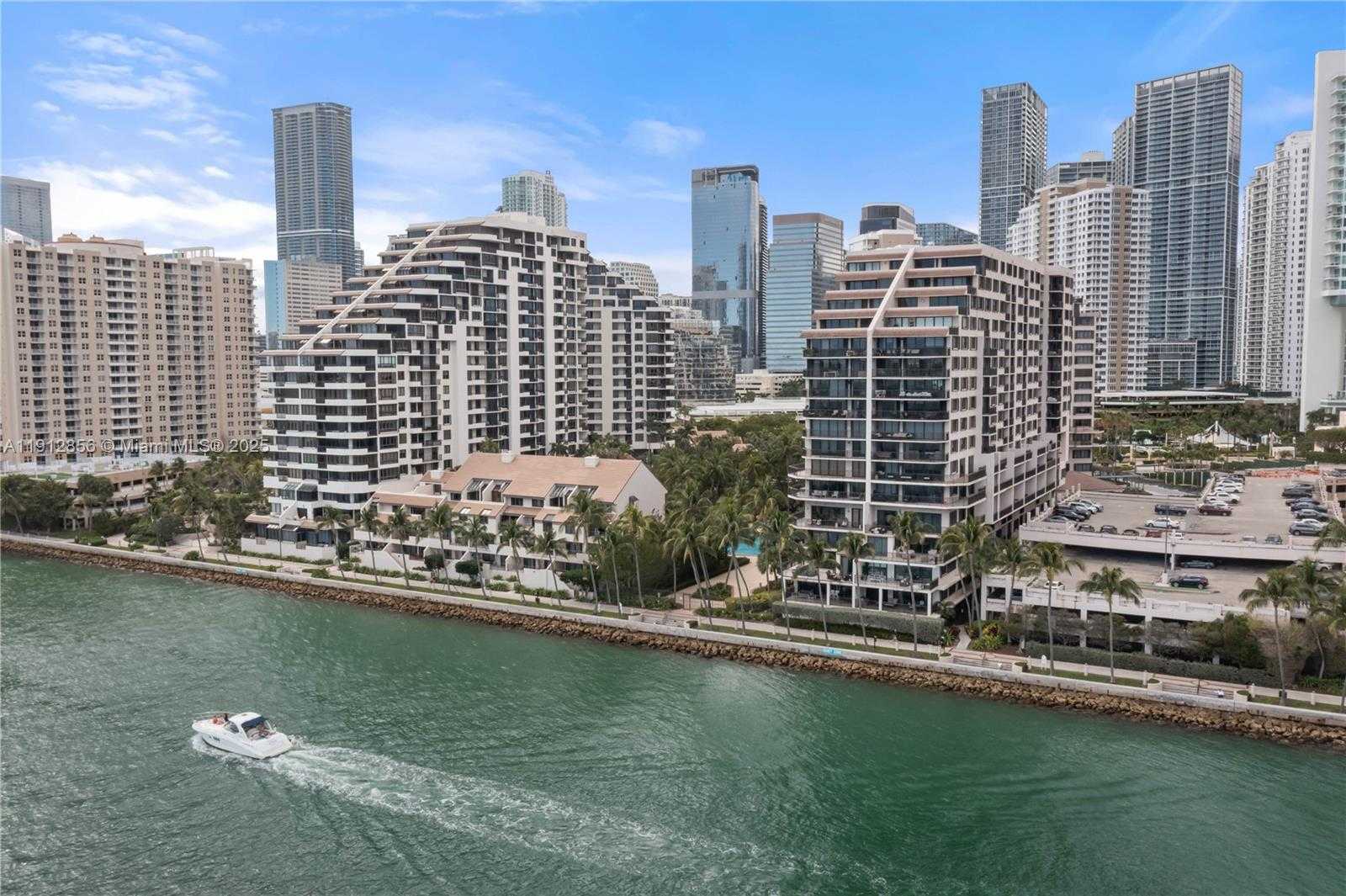 Small Image of 540 BRICKELL KEY DR #1406, Miami Number 37