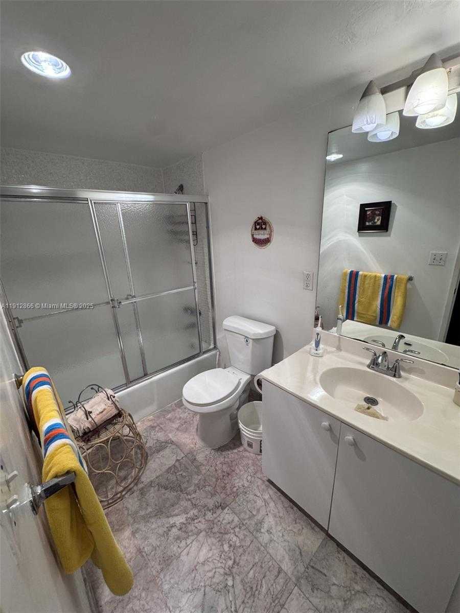 Small Image of 19390 COLLINS AVE #1608, Sunny Isles Beach Number 11