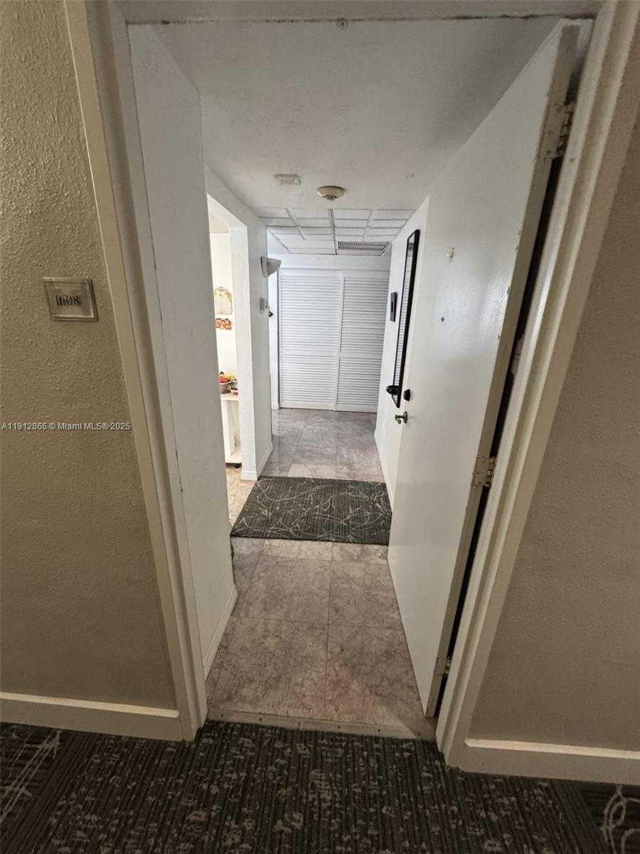 Small Image of 19390 COLLINS AVE #1608, Sunny Isles Beach Number 15