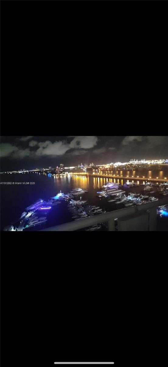 Small Image of 1717 NORTH BAYSHORE DR #A-1734, Miami Number 13