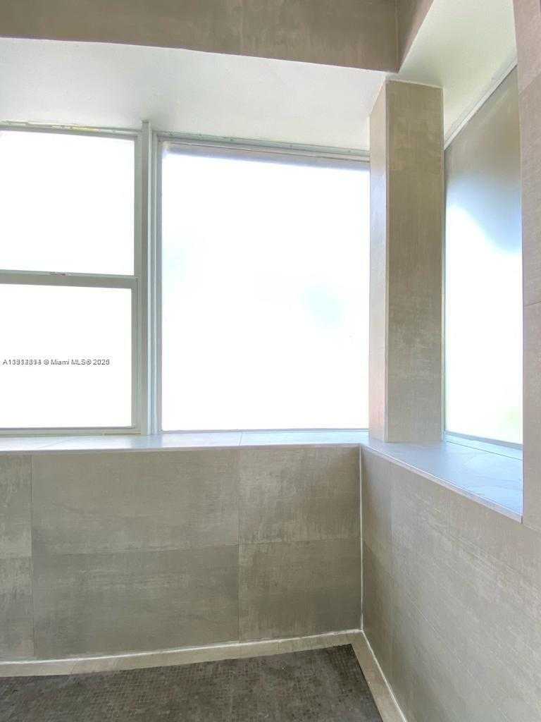 Small Image of 1890 BRICKELL AVE #4, Miami Number 18