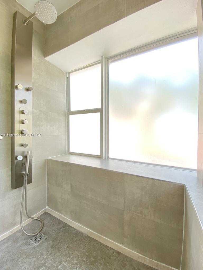 Small Image of 1890 BRICKELL AVE #4, Miami Number 20