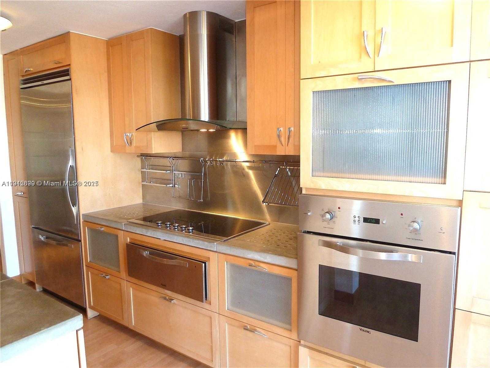 Small Image of 1688 WEST AVE #405, Miami Beach Number 13