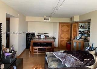Small Image of 1688 WEST AVE #405, Miami Beach Number 19