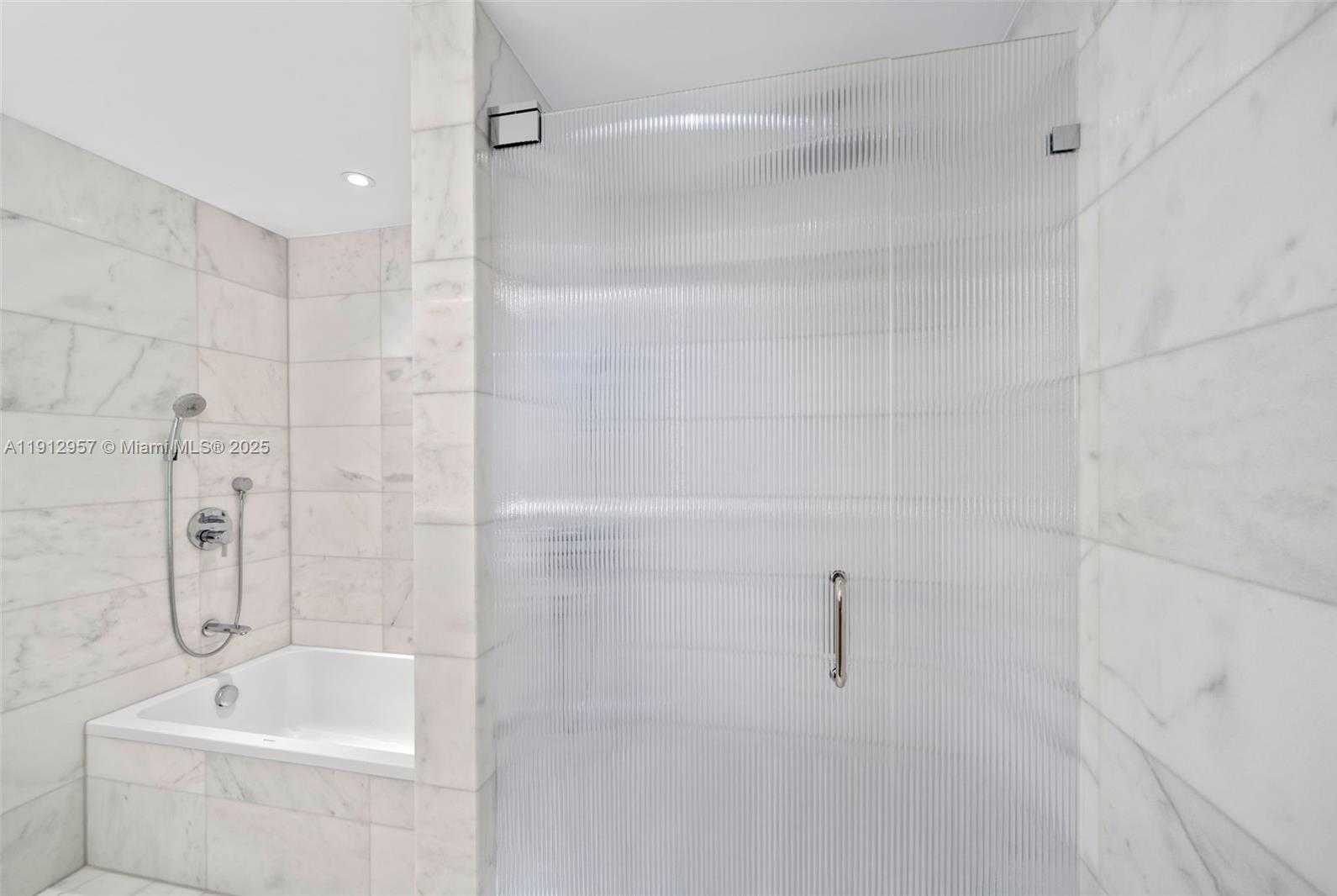 Small Image of 500 ALTON RD #2303, Miami Beach Number 22