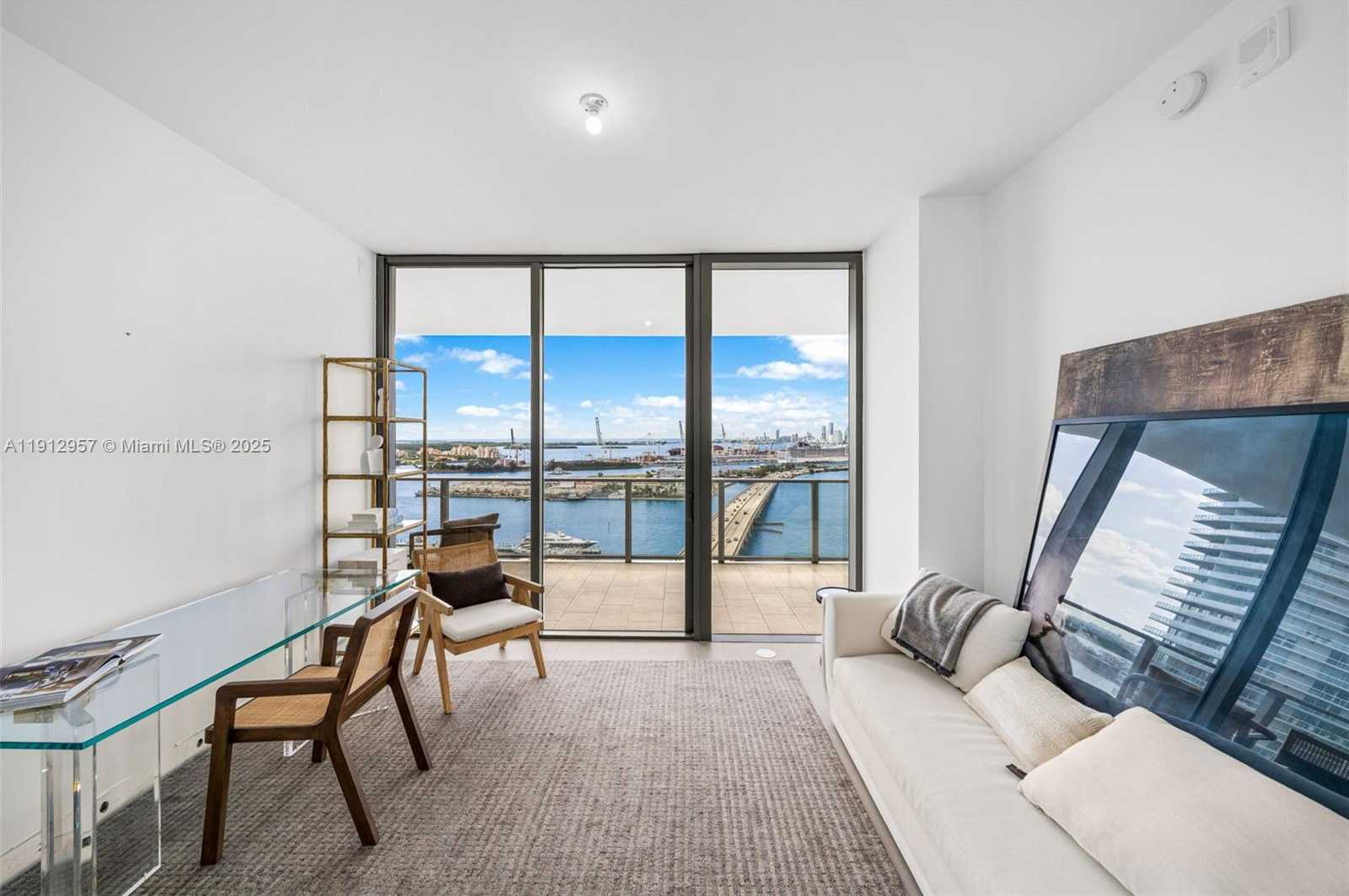 Small Image of 500 ALTON RD #2303, Miami Beach Number 35