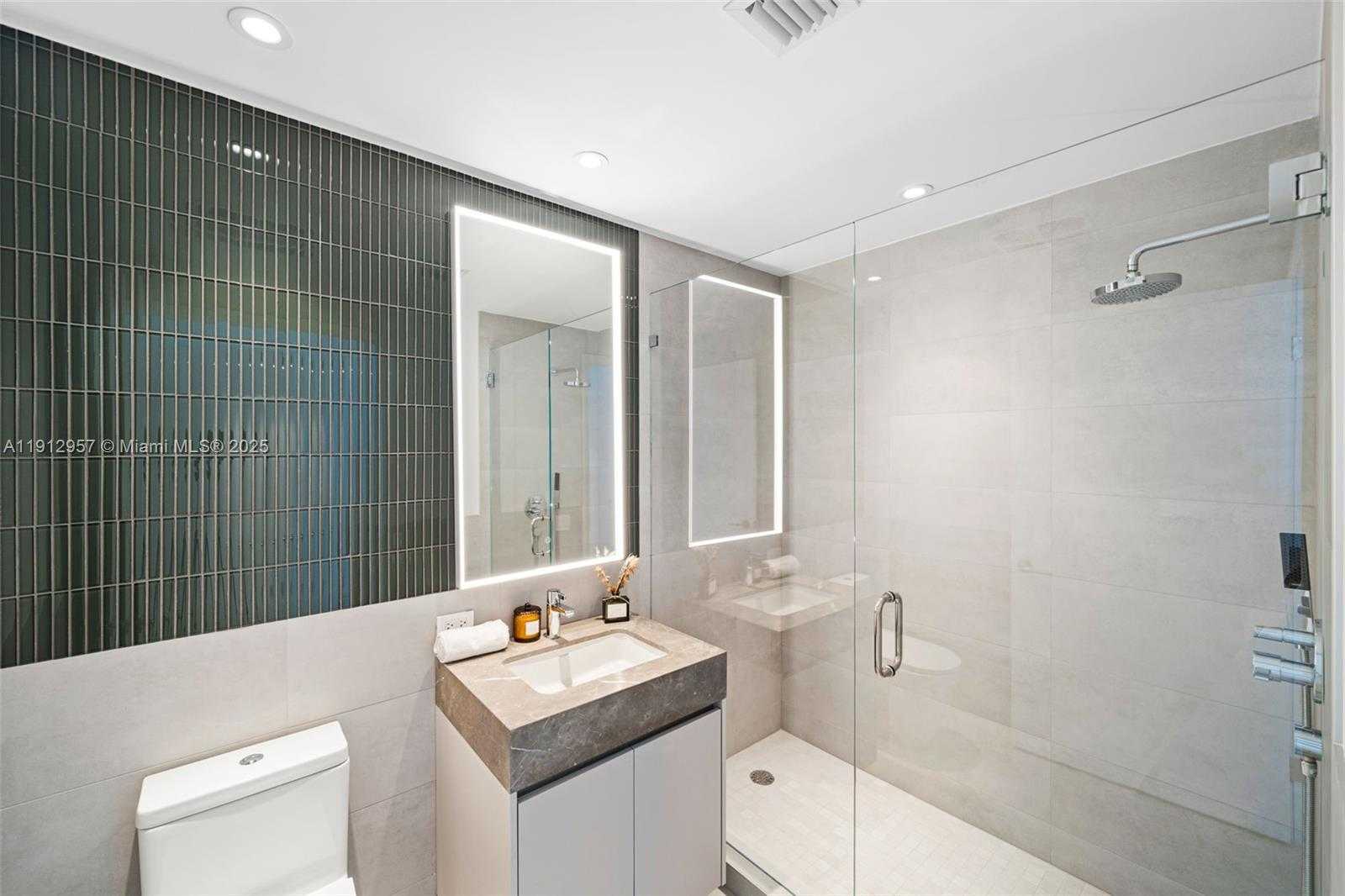 Small Image of 500 ALTON RD #2303, Miami Beach Number 39