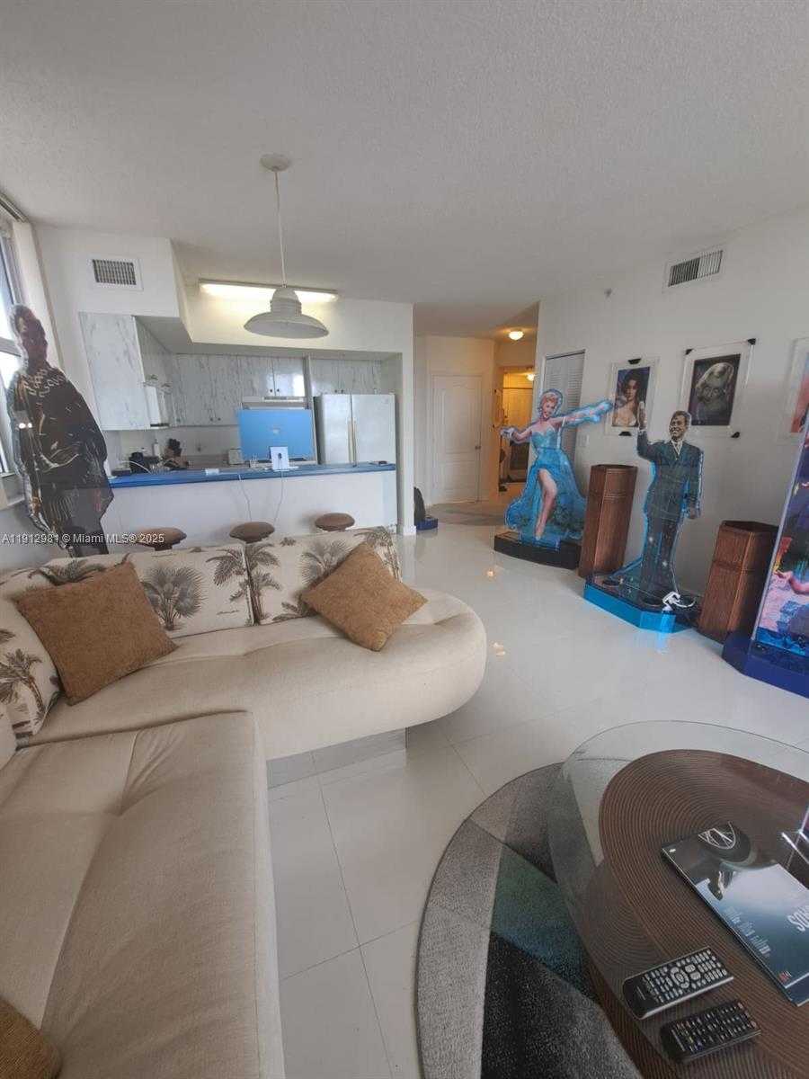 Small Image of 5085 NORTH WEST 7TH ST #602, Miami Number 5