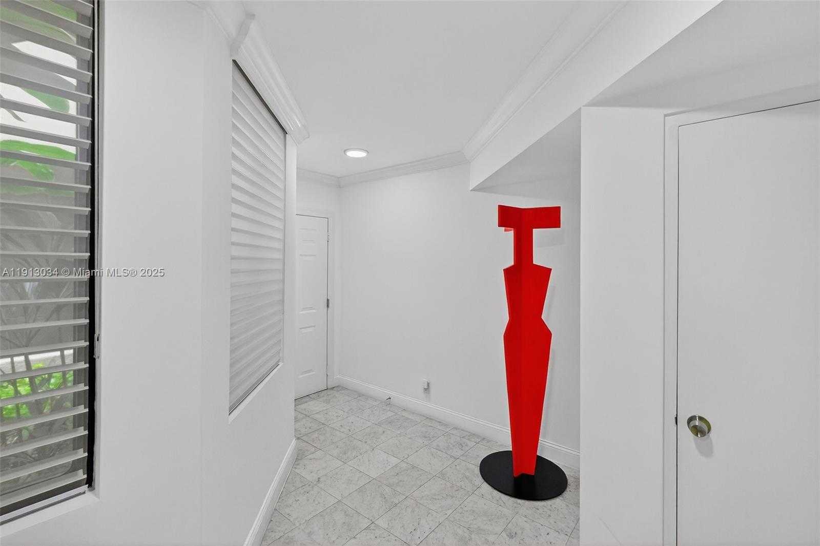 Small Image of 181 CRANDON BLVD #106, Key Biscayne Number 16