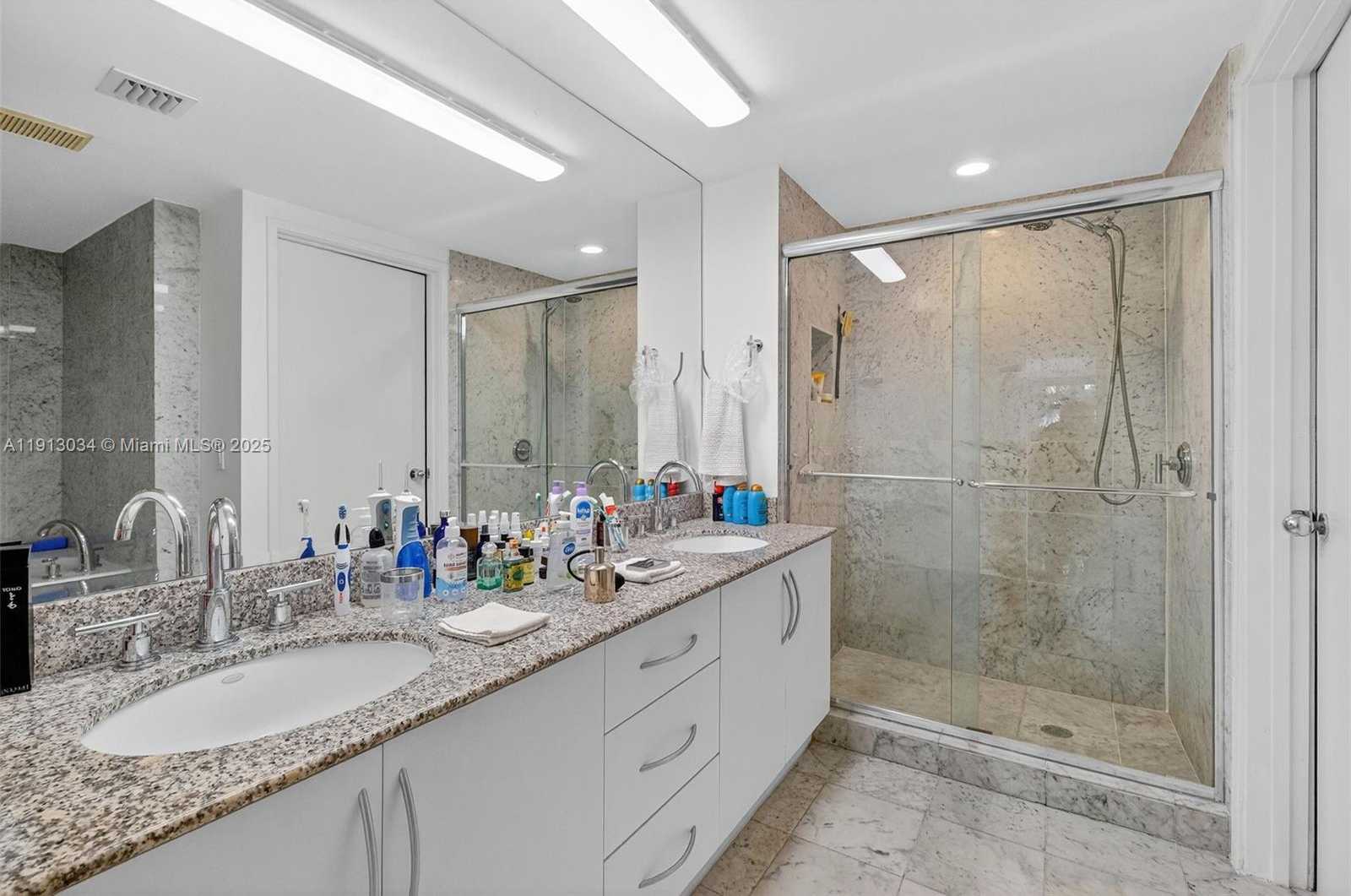 Small Image of 181 CRANDON BLVD #106, Key Biscayne Number 39