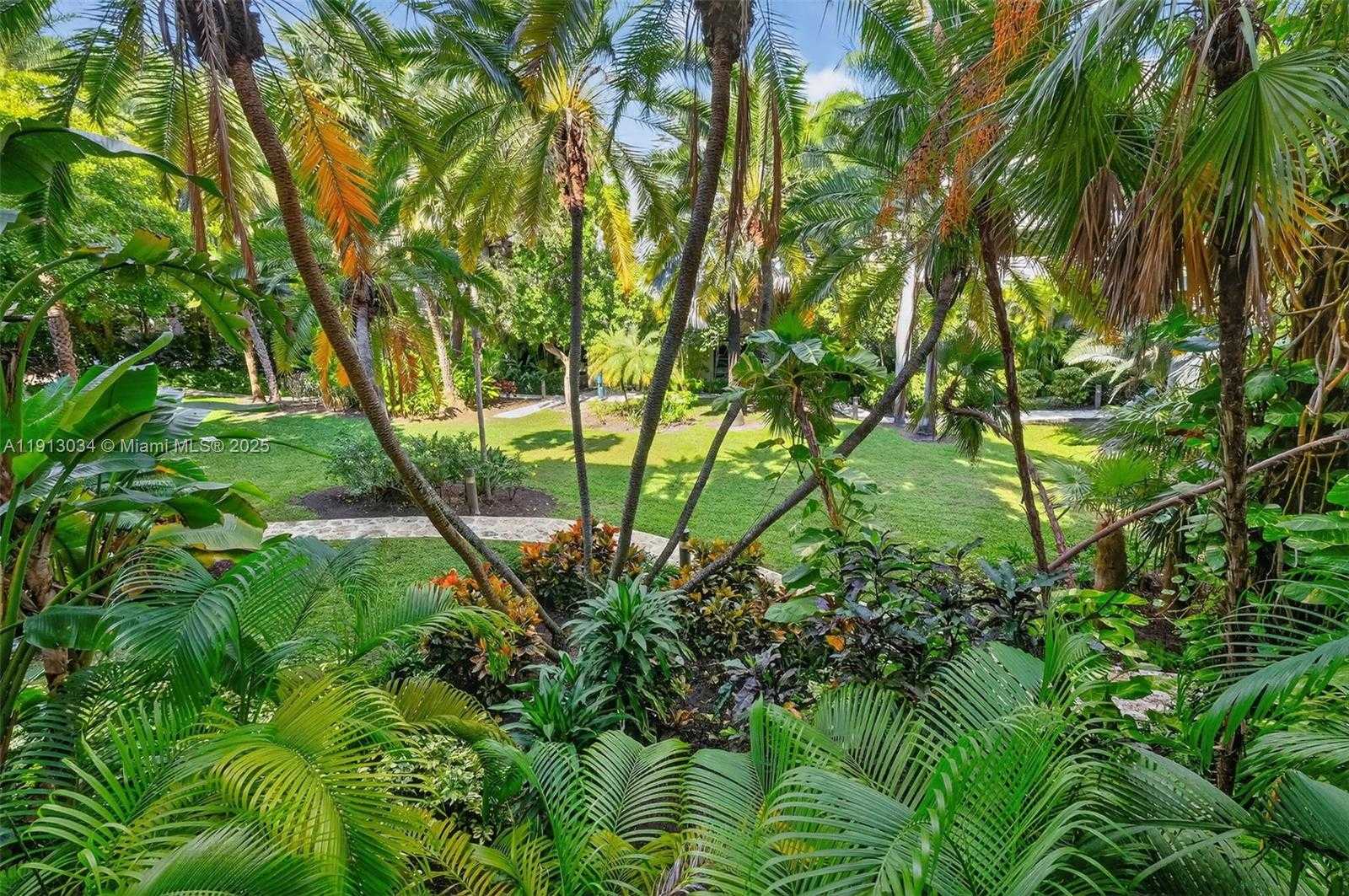 Small Image of 181 CRANDON BLVD #106, Key Biscayne Number 9