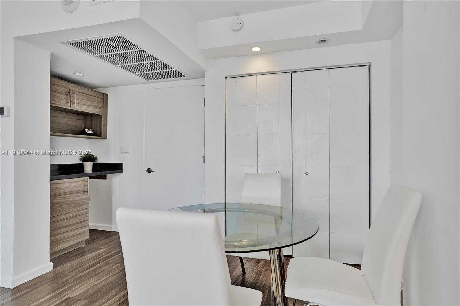 Small Image of 19370 COLLINS AVE #426, Sunny Isles Beach Number 18
