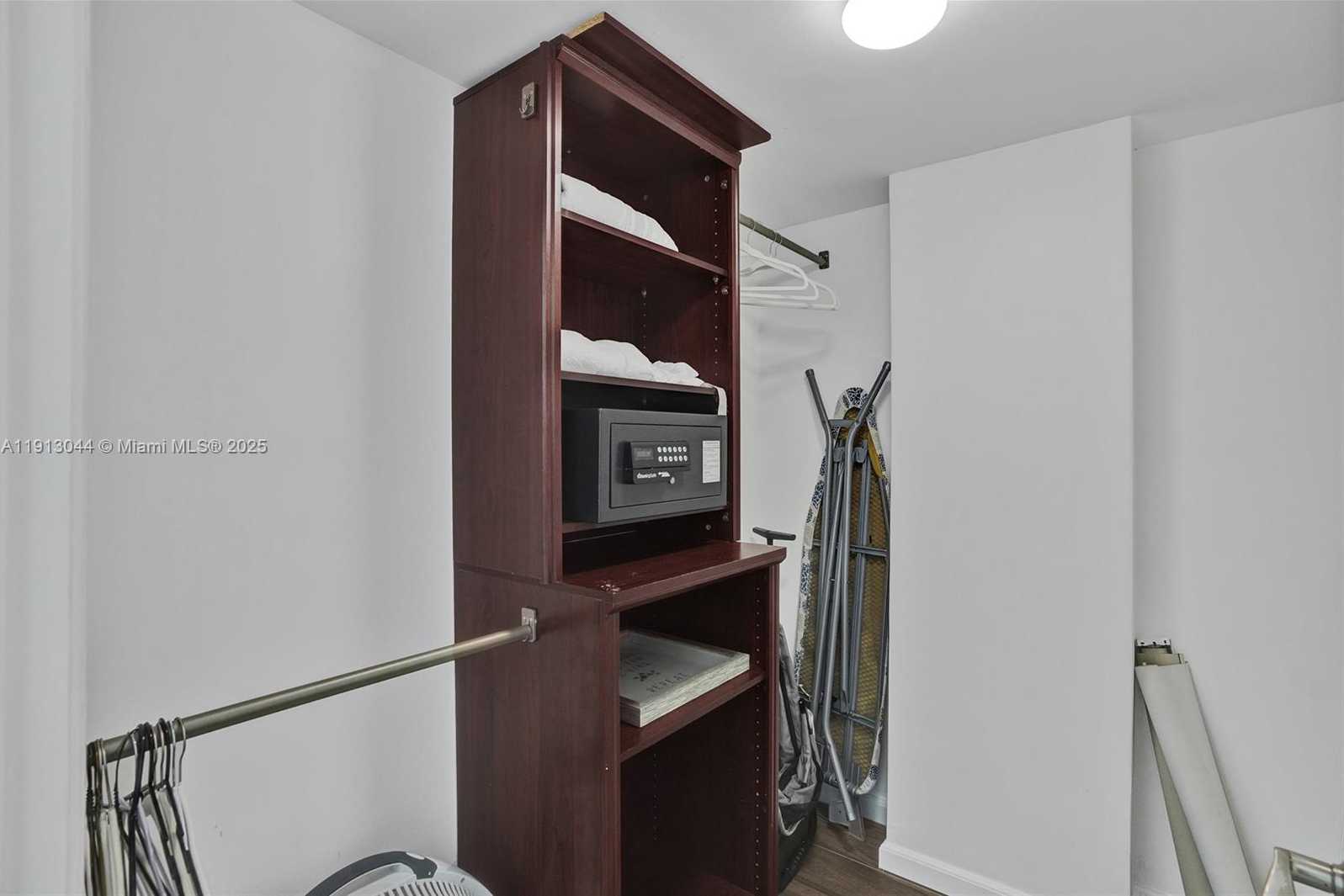 Small Image of 19370 COLLINS AVE #426, Sunny Isles Beach Number 29
