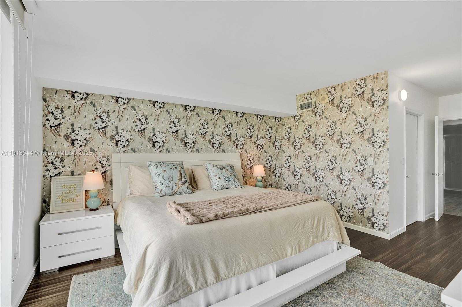 Small Image of 19370 COLLINS AVE #426, Sunny Isles Beach Number 32