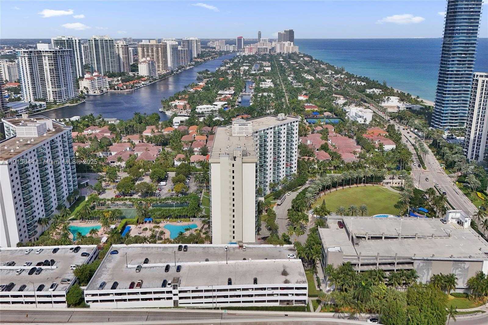 Small Image of 19370 COLLINS AVE #426, Sunny Isles Beach Number 41