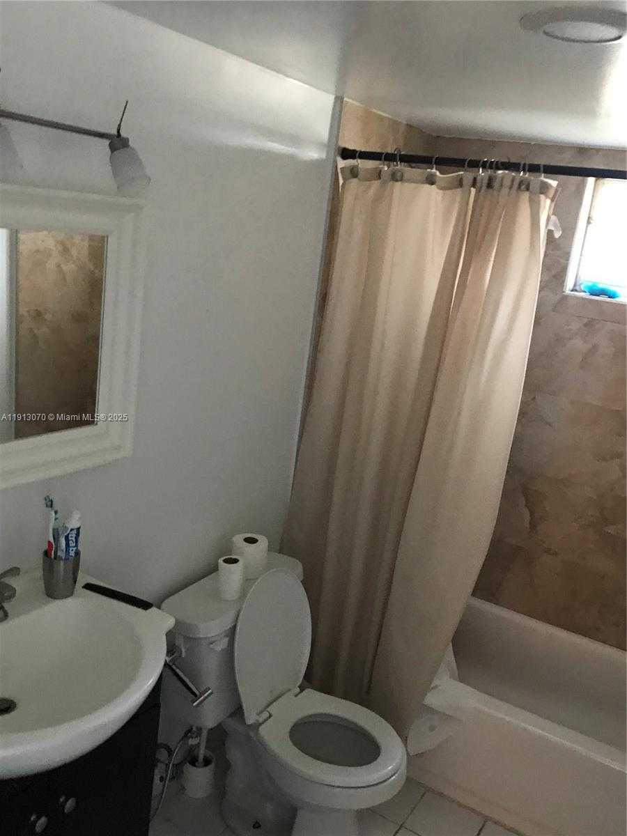 Small Image of 3551 NORTH EAST 169TH ST #112, North Miami Beach Number 12