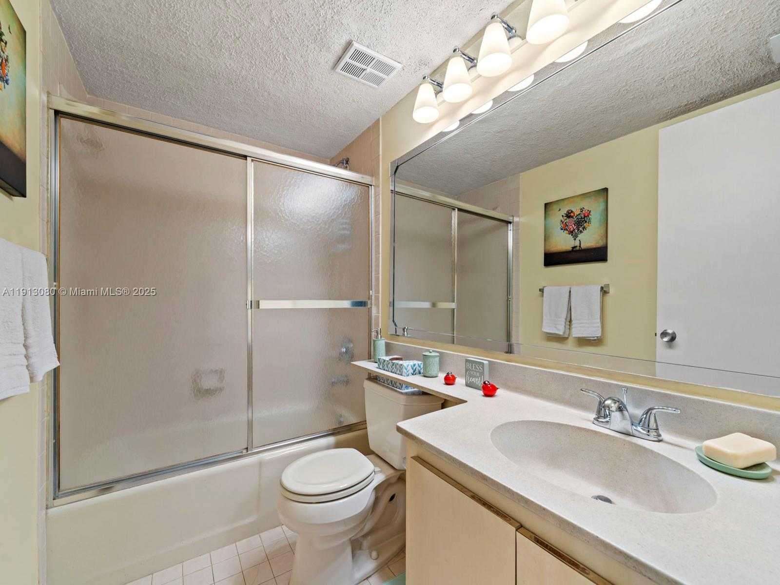 Small Image of 13350 SOUTH WEST 91ST TER #C, Miami Number 12