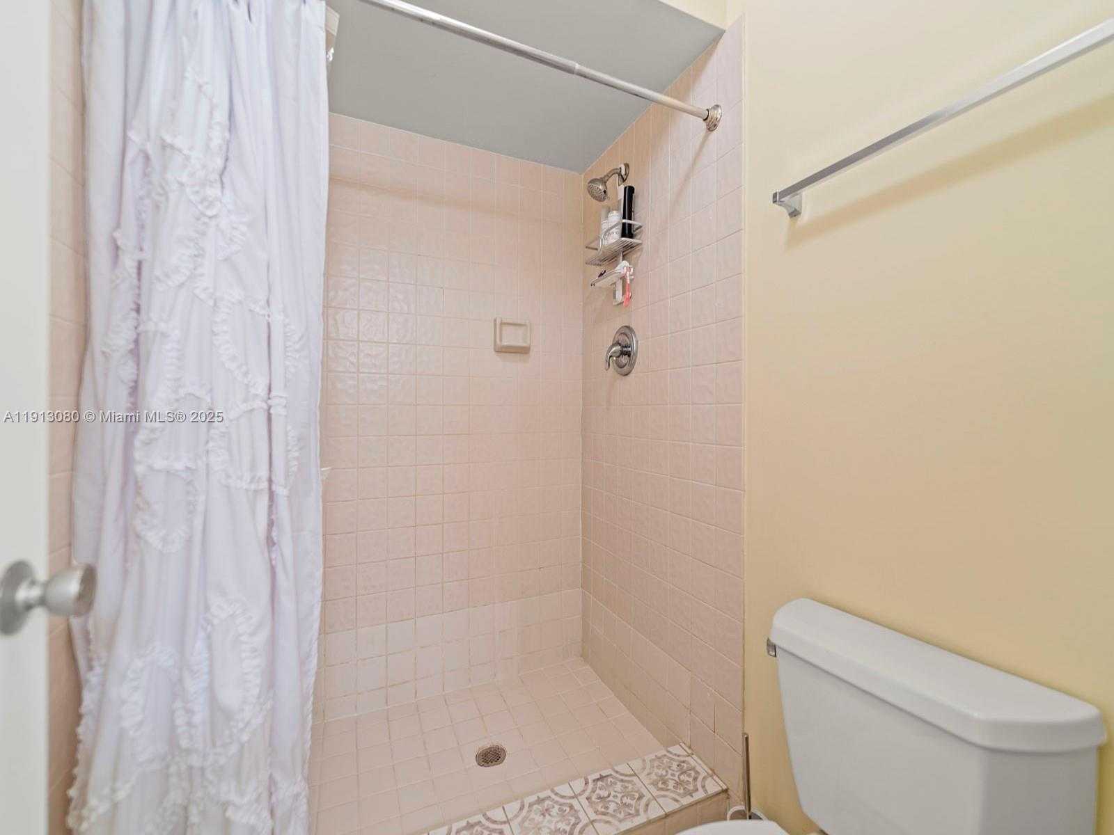 Small Image of 13350 SOUTH WEST 91ST TER #C, Miami Number 23