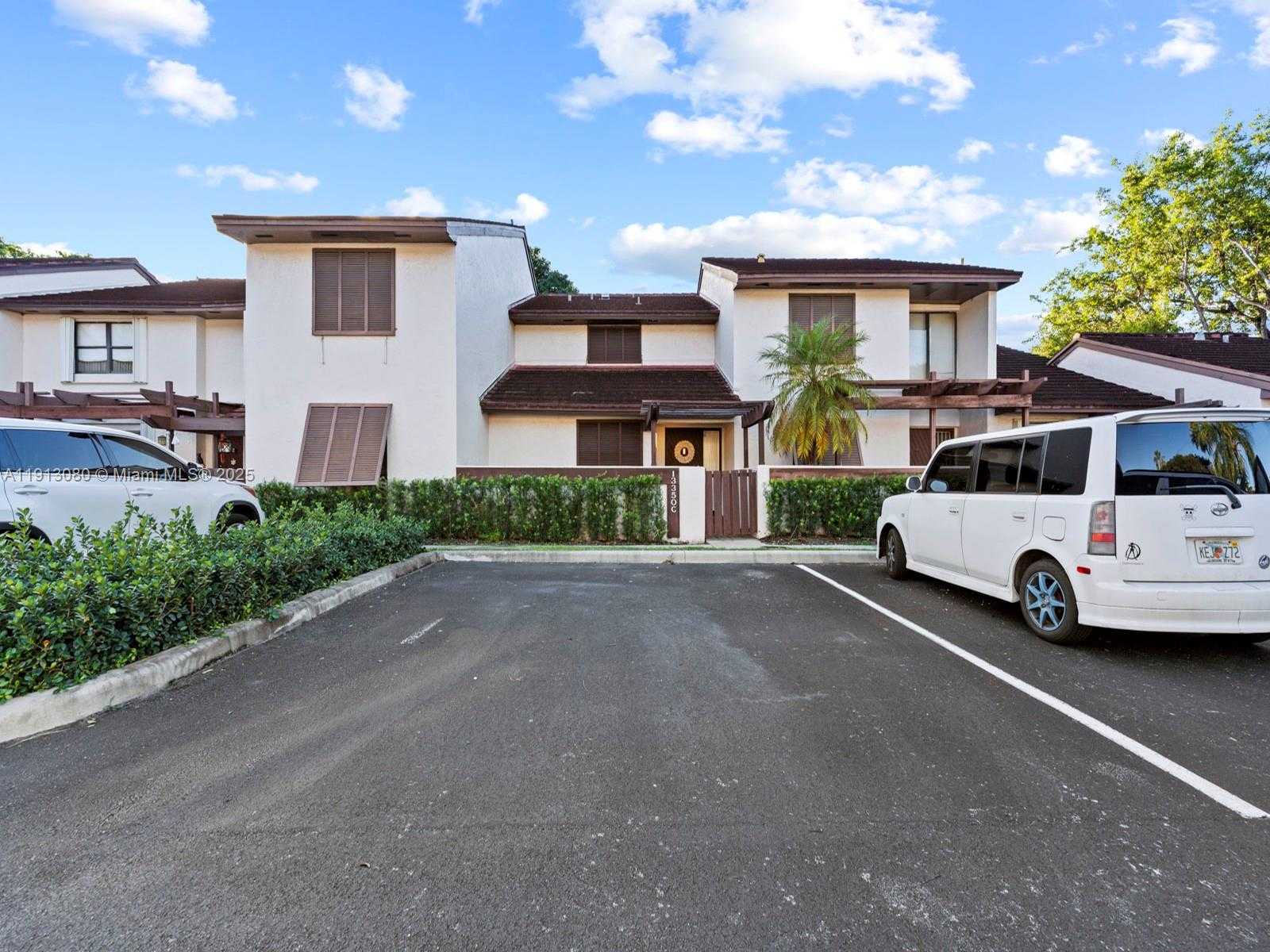 Small Image of 13350 SOUTH WEST 91ST TER #C, Miami Number 26