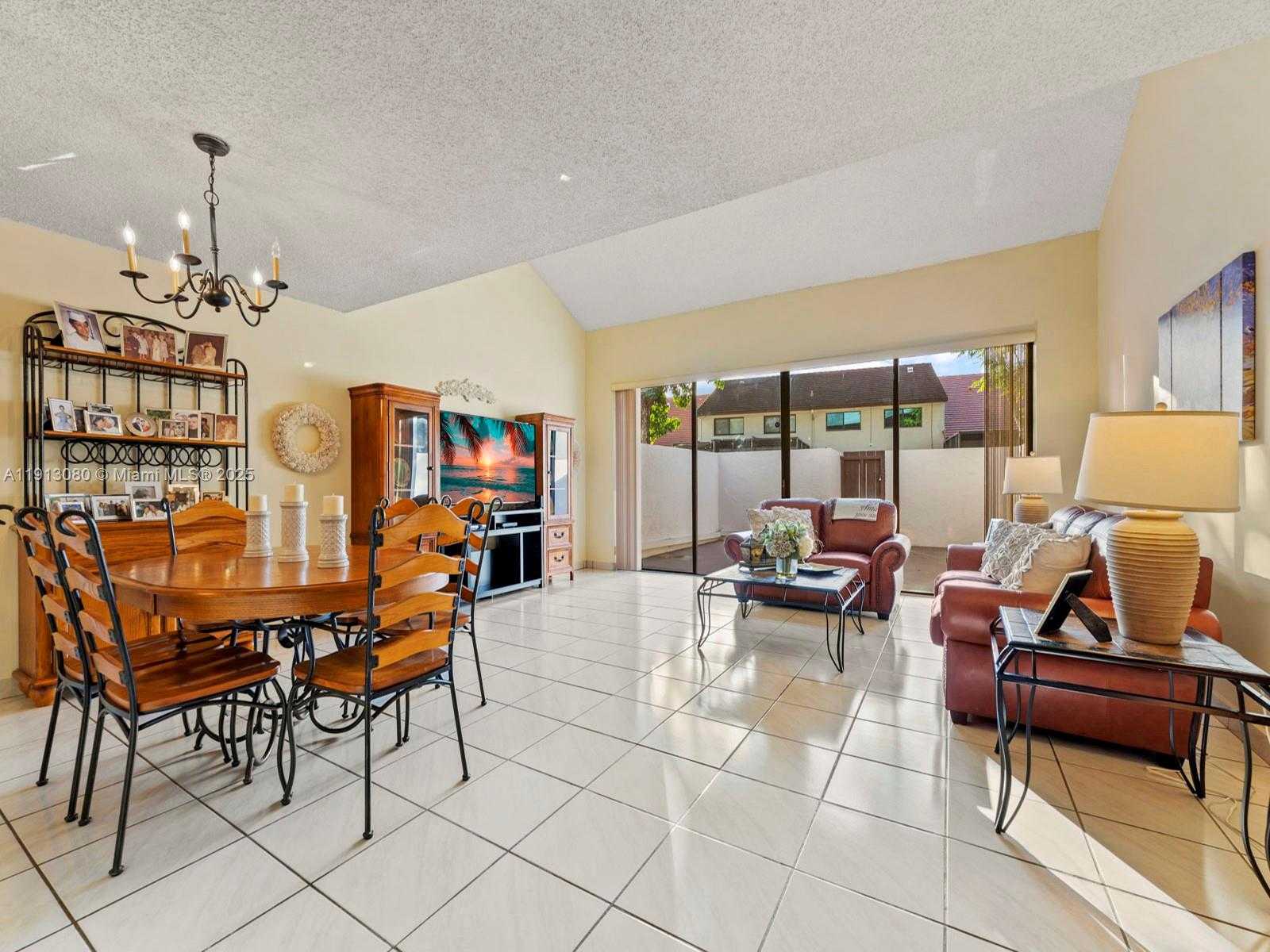 Small Image of 13350 SOUTH WEST 91ST TER #C, Miami Number 4