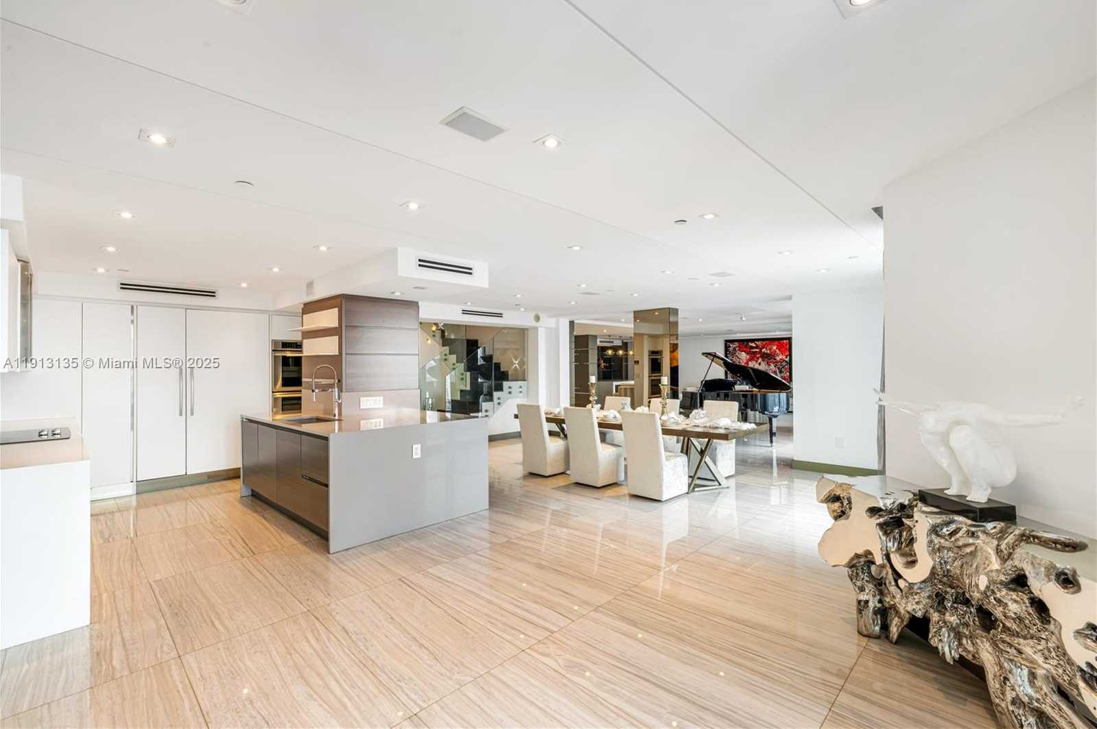 Small Image of 3301 NORTH EAST 183RD ST #3008, Aventura Number 12