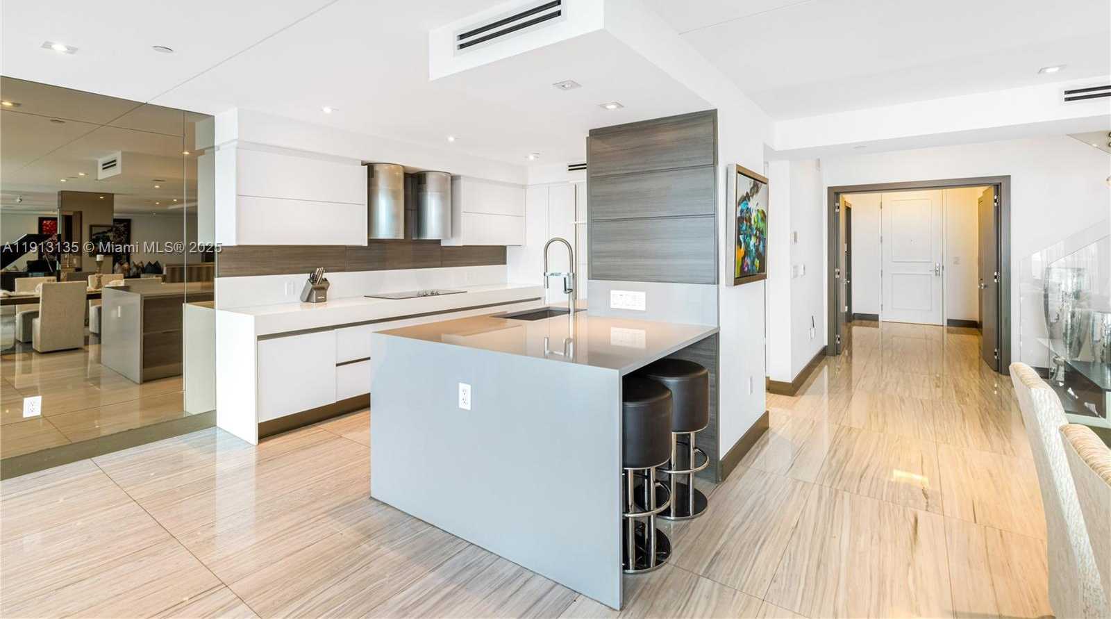 Small Image of 3301 NORTH EAST 183RD ST #3008, Aventura Number 14