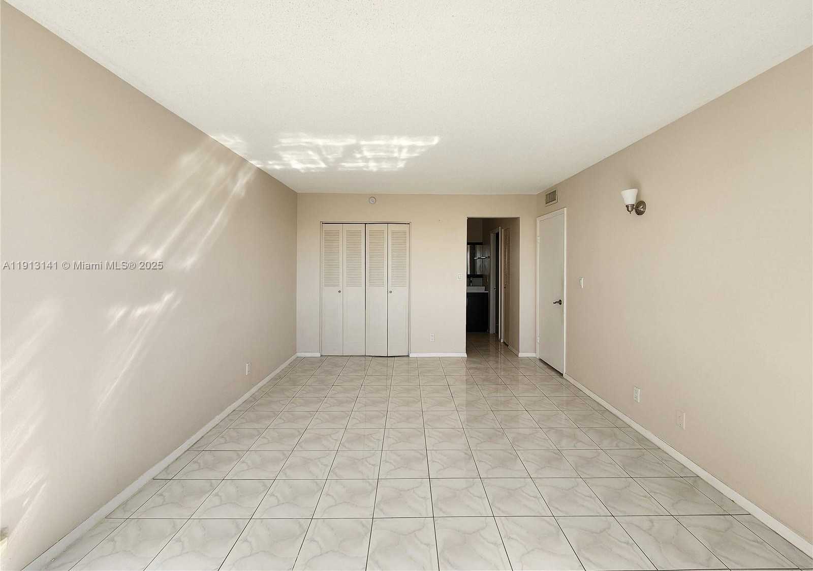Small Image of 2025 NORTH EAST 164TH ST #503, North Miami Beach Number 20