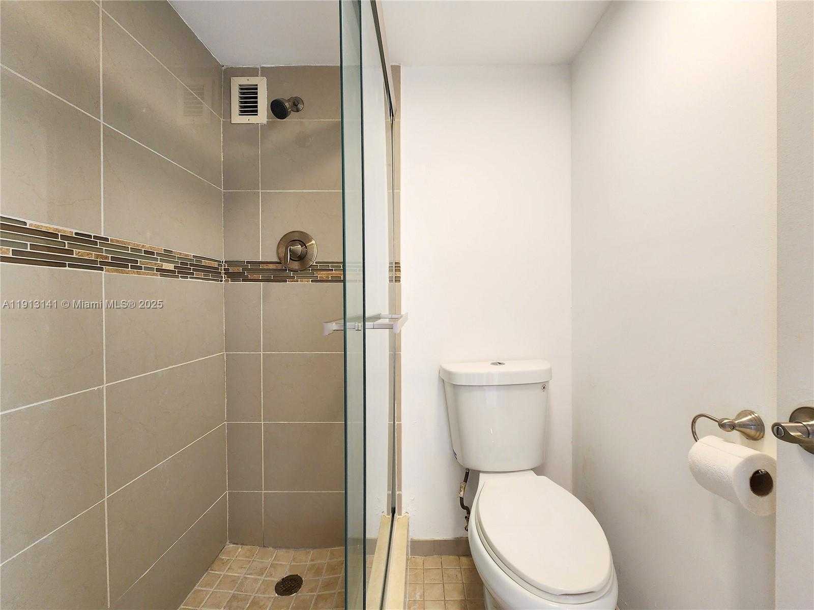 Small Image of 2025 NORTH EAST 164TH ST #503, North Miami Beach Number 24