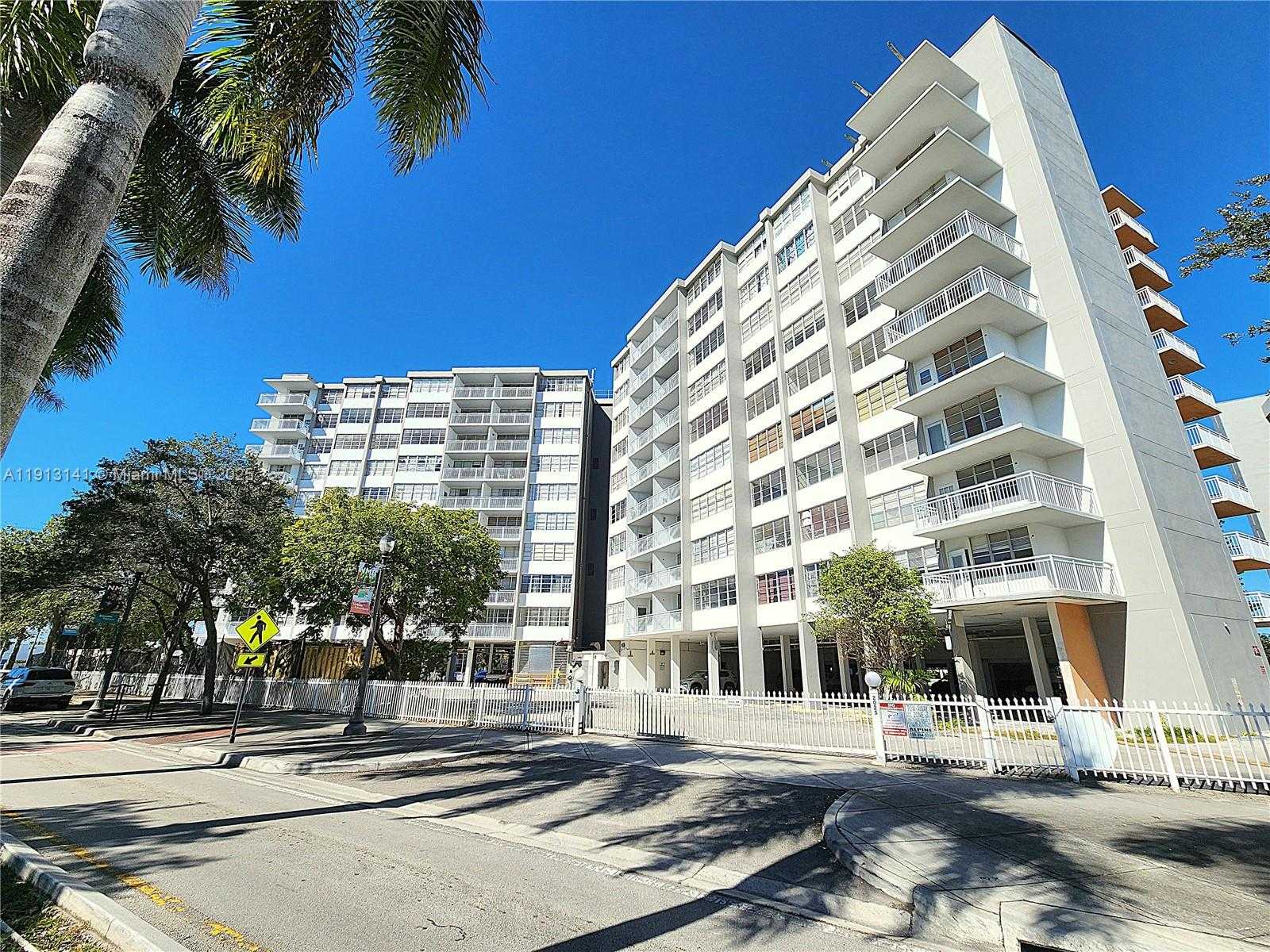 Small Image of 2025 NORTH EAST 164TH ST #503, North Miami Beach Number 26
