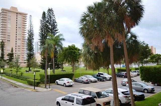 Small Image of 290 174TH ST #M10, Sunny Isles Beach Number 18