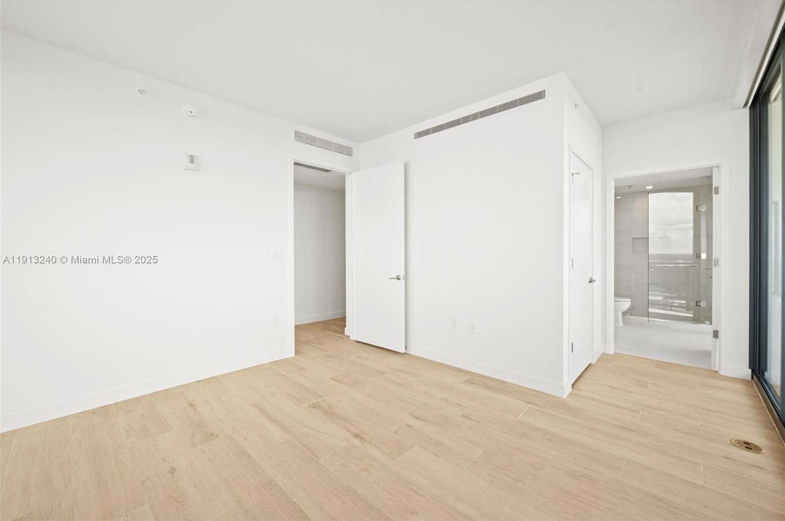 Small Image of 900 NORTH OCEAN BLVD #1606, Pompano Beach Number 15