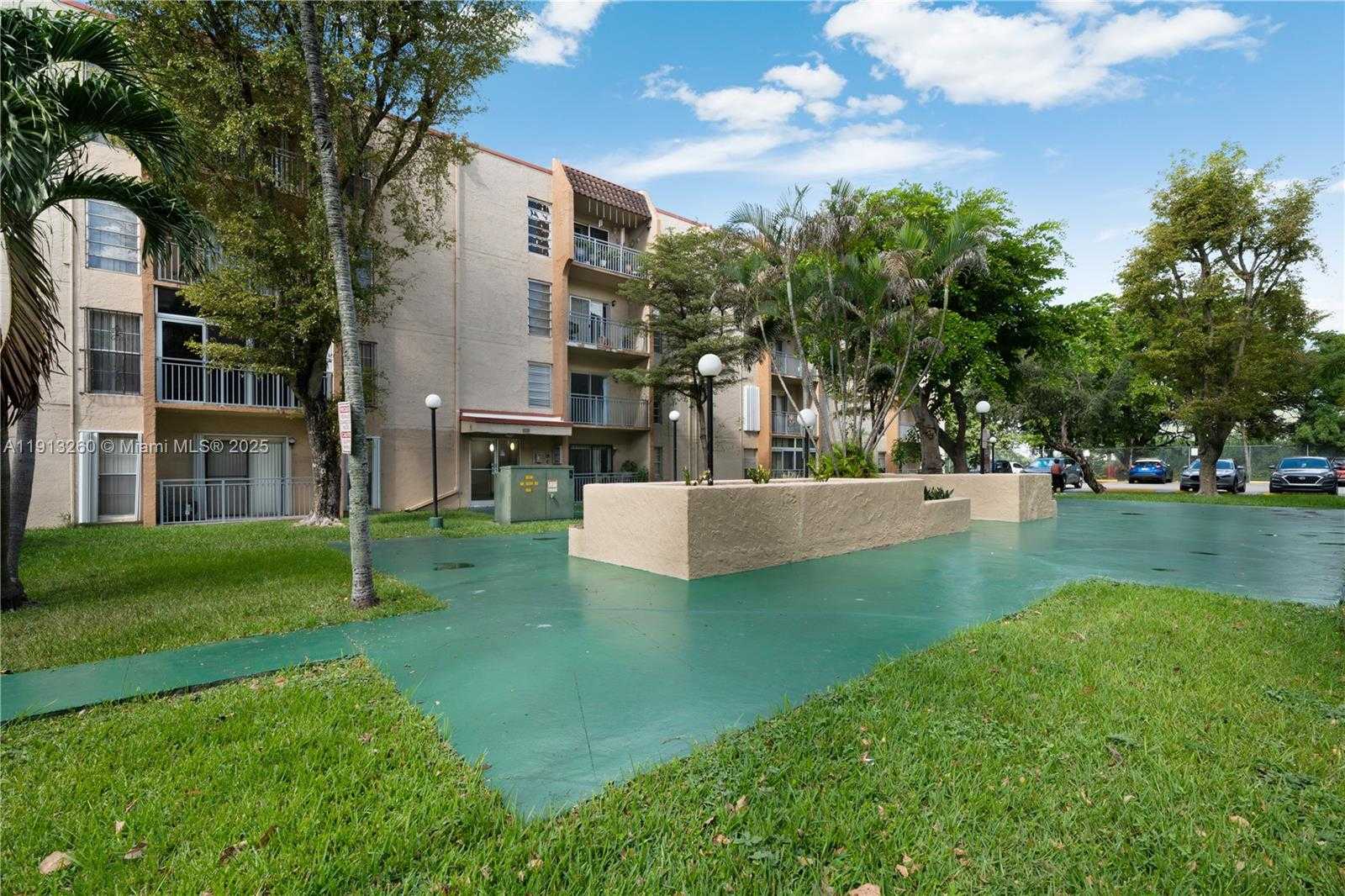 Small Image of 4855 NORTH WEST 7TH ST #409-6, Miami Number 20