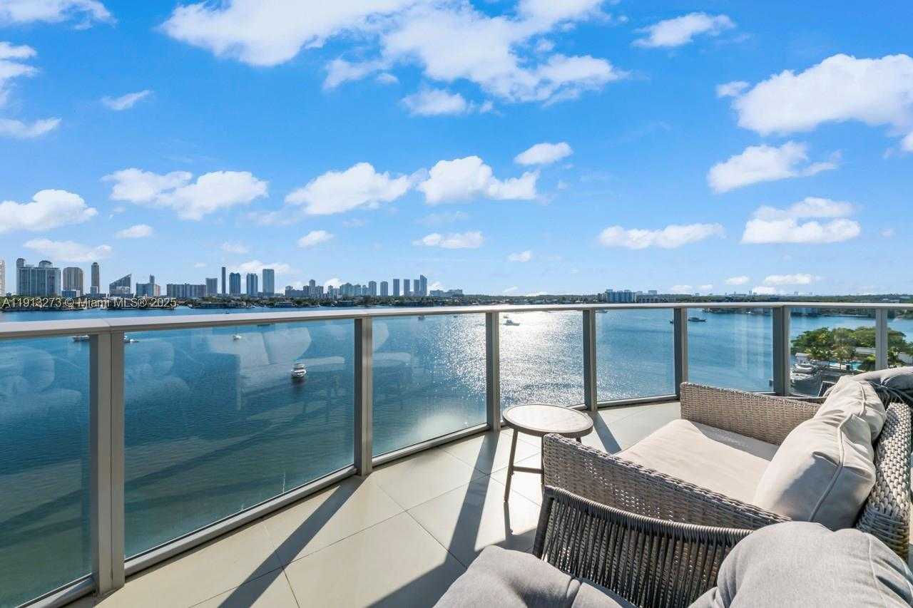 Small Image of 17301 BISCAYNE BLVD #811, North Miami Beach Number 15