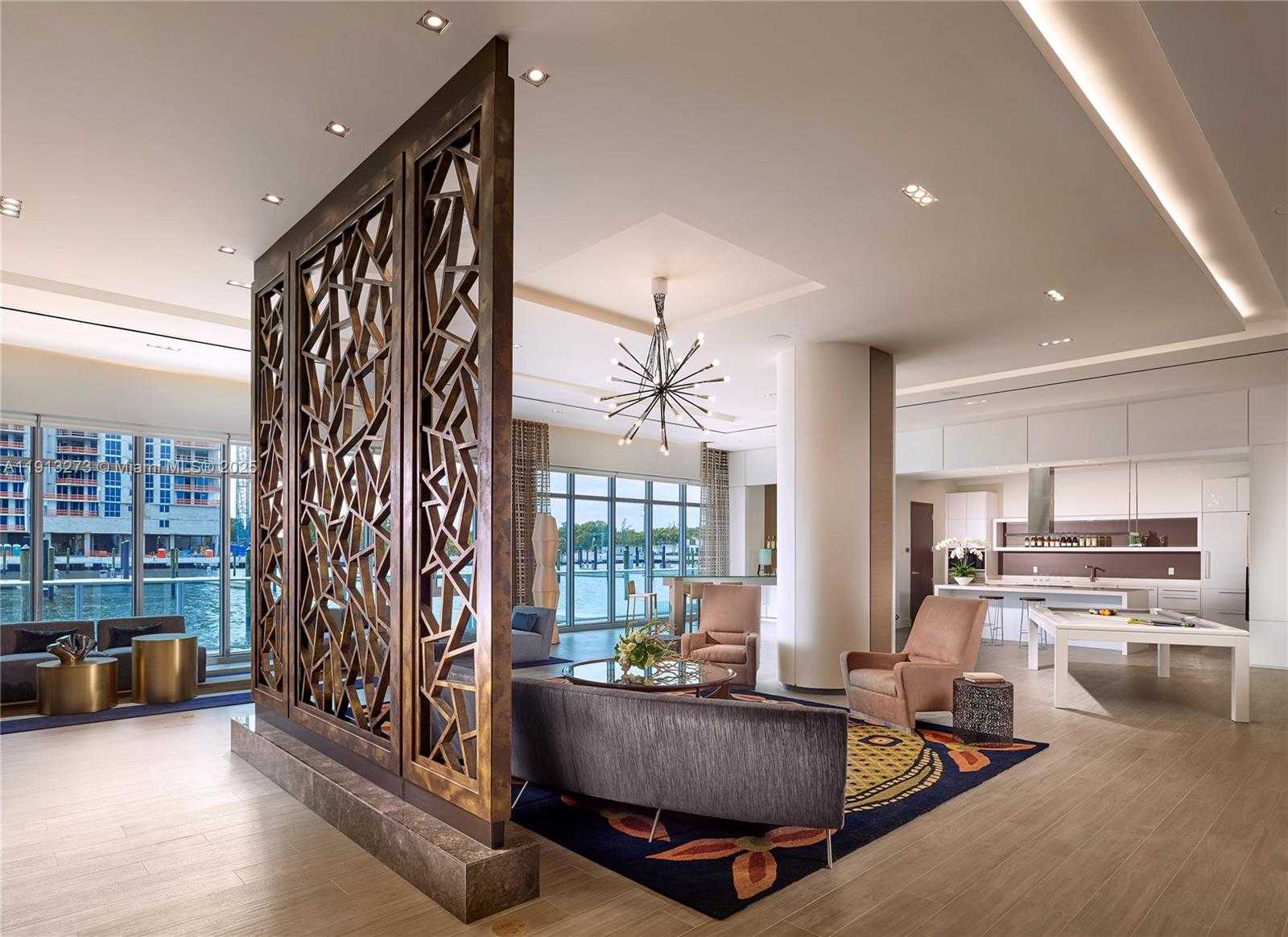 Small Image of 17301 BISCAYNE BLVD #811, North Miami Beach Number 46