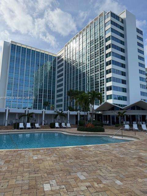 Small Image of 5055 COLLINS AVE #9A, Miami Beach Number 18