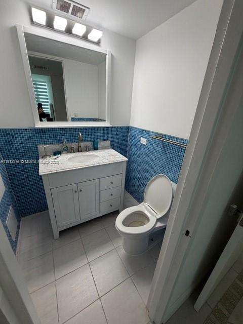 Small Image of 5055 COLLINS AVE #9A, Miami Beach Number 8