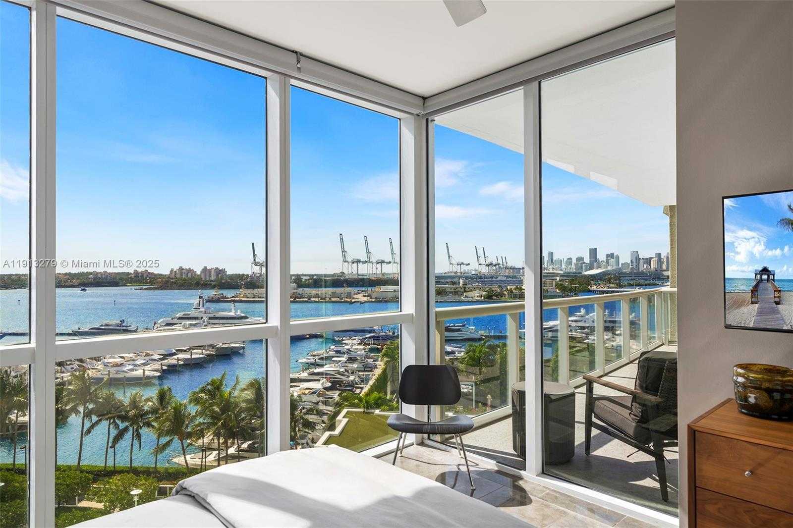 Small Image of 450 ALTON RD #805, Miami Beach Number 12